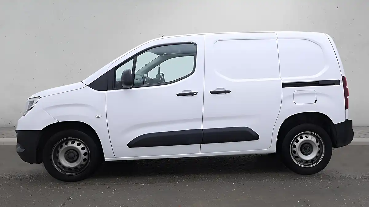 Used 2023 Vauxhall Combo Prime White - Interior and Exterior details 6