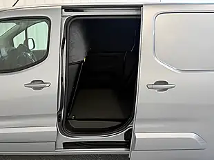 Used 2023 Vauxhall Combo Pro Aluminium Grey - Interior and Exterior details 11