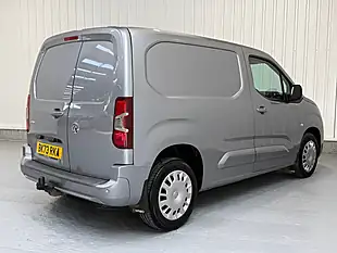 Used 2023 Vauxhall Combo Pro Aluminium Grey - Interior and Exterior details 7