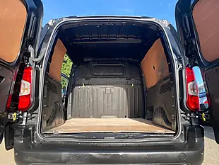Used 2023 Vauxhall Combo Pro Black - Interior and Exterior details 18