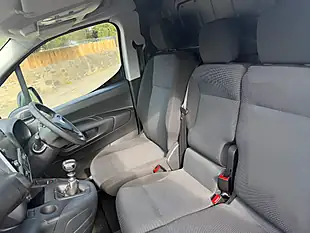 Used 2023 Vauxhall Combo Pro Grey - Interior and Exterior details 10