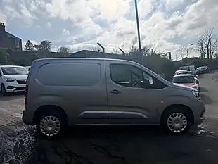 Used 2023 Vauxhall Combo Pro Grey - Interior and Exterior details 7