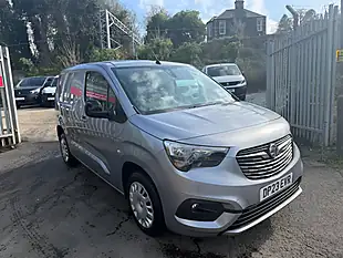 Used 2023 Vauxhall Combo Pro Grey - Interior and Exterior details 8