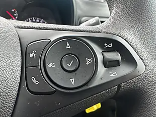 Used 2023 Vauxhall Combo Pro Icy White - Interior and Exterior details 12