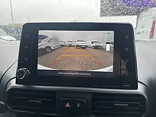 Used 2023 Vauxhall Combo Pro Icy White - Interior and Exterior details 14