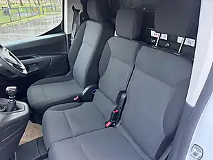 Used 2023 Vauxhall Combo Pro L2 H1 White - Interior and Exterior details 17