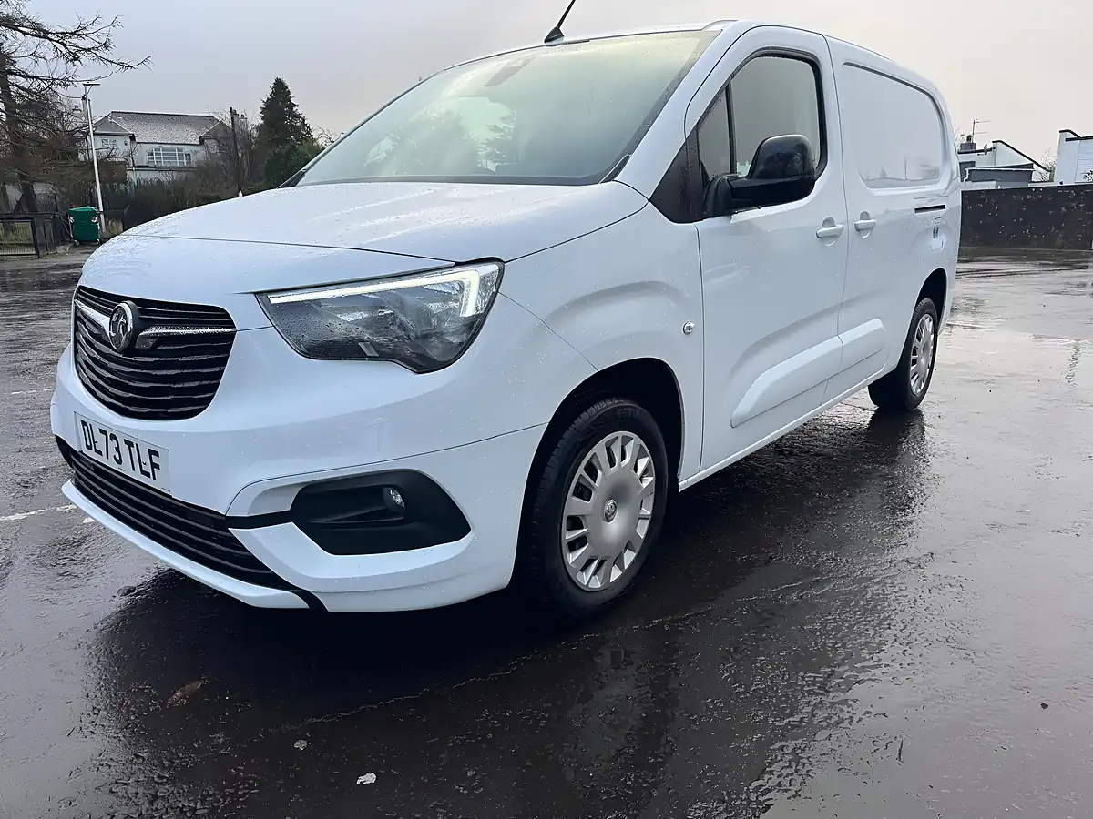 Used 2023 Vauxhall Combo Pro L2 H1 White - Interior and Exterior details 3