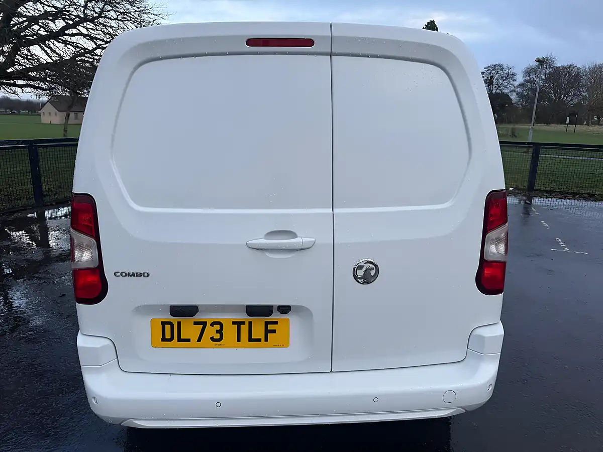 Used 2023 Vauxhall Combo Pro L2 H1 White - Interior and Exterior details 5