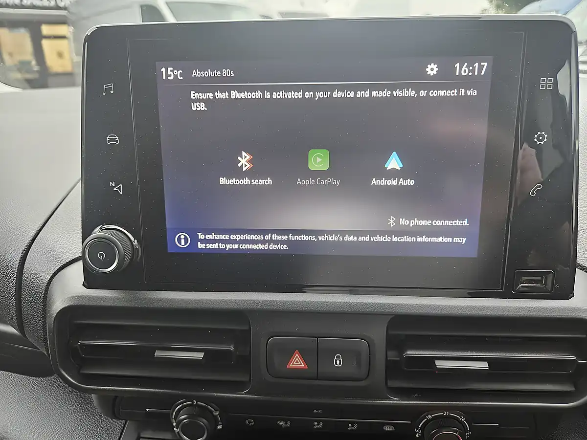 Used 2023 Vauxhall Combo Pro L2 Icy White - Interior and Exterior details 15