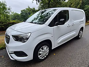 Used 2023 Vauxhall Combo Pro L2 Kaolin White - Interior and Exterior details 12