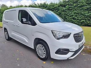 Used 2023 Vauxhall Combo Pro Panel Van White - Interior and Exterior details 2