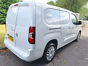 Used 2023 Vauxhall Combo Pro Panel Van White - Interior and Exterior details 6