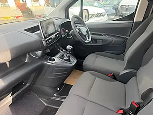 Used 2023 Vauxhall Combo Pro Pure White - Interior and Exterior details 6