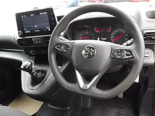 Used 2023 Vauxhall Combo Pro White - Interior and Exterior details 19