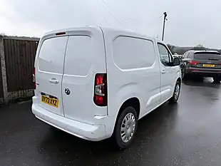 Used 2023 Vauxhall Combo Pro White - Interior and Exterior details 14