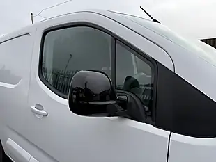 Used 2023 Vauxhall Combo Pro White - Interior and Exterior details 15