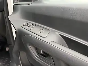 Used 2023 Vauxhall Combo Pro White - Interior and Exterior details 20