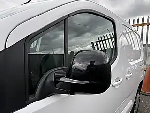 Used 2023 Vauxhall Combo Pro White - Interior and Exterior details 5