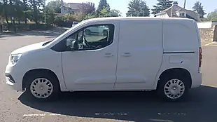 Used 2023 Vauxhall Combo Pro White - Interior and Exterior details 4