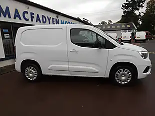 Used 2023 Vauxhall Combo Pro White - Interior and Exterior details 10