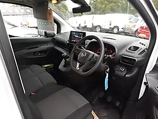 Used 2023 Vauxhall Combo Pro White - Interior and Exterior details 11
