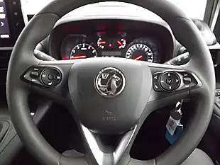 Used 2023 Vauxhall Combo Pro White - Interior and Exterior details 17