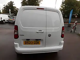 Used 2023 Vauxhall Combo Pro White - Interior and Exterior details 7