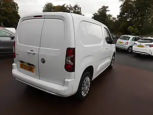 Used 2023 Vauxhall Combo Pro White - Interior and Exterior details 9