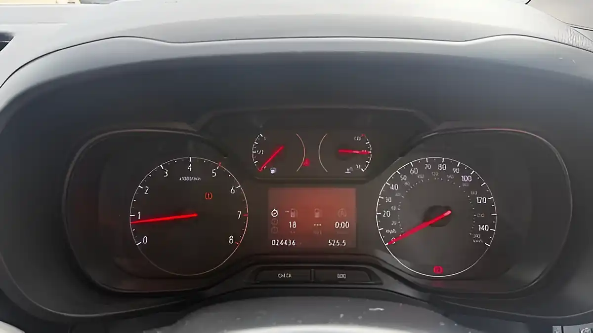 Used 2023 Vauxhall Combo Pro White - Interior and Exterior details 10