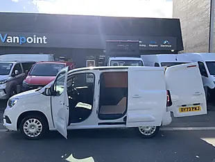 Used 2023 Vauxhall Combo Pro White - Interior and Exterior details 10
