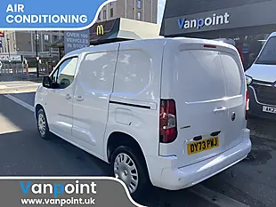 Used 2023 Vauxhall Combo Pro White - Interior and Exterior details 4
