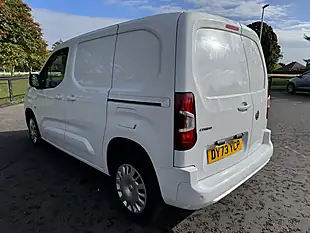 Used 2023 Vauxhall Combo Pro White - Interior and Exterior details 5