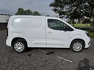 Used 2023 Vauxhall Combo Pro White - Interior and Exterior details 8