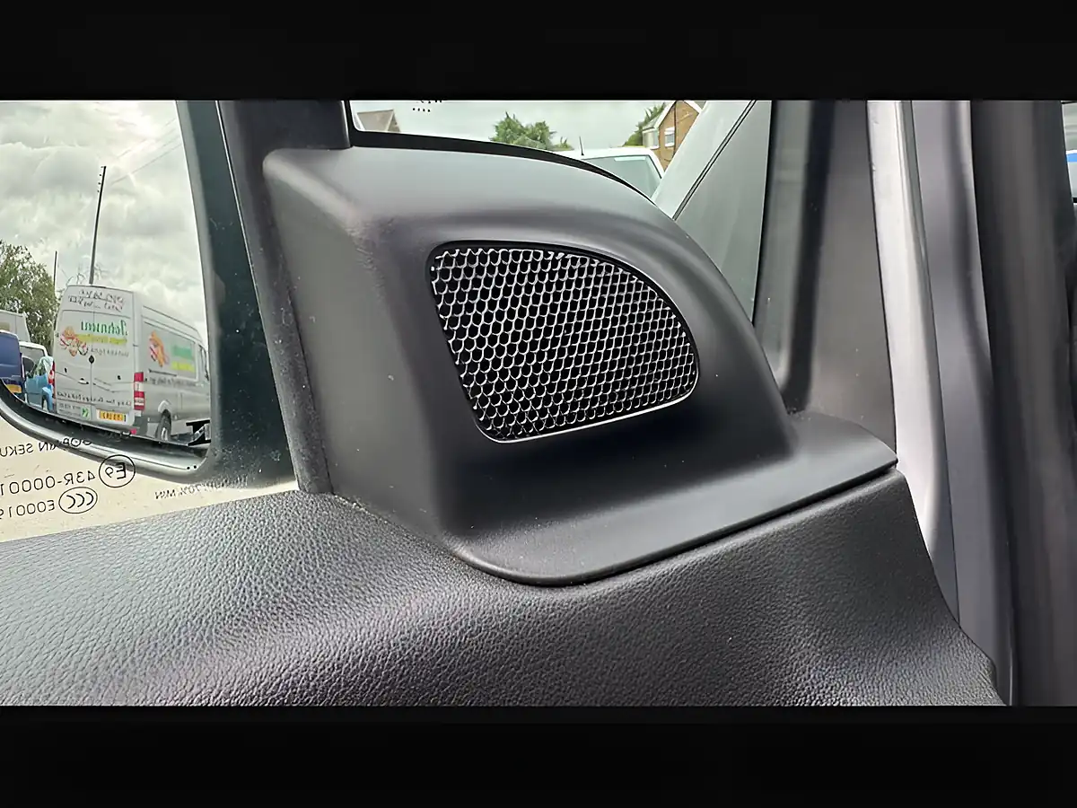 Used 2023 Vauxhall Combo Professional Grey Artense - Interior and Exterior details 13