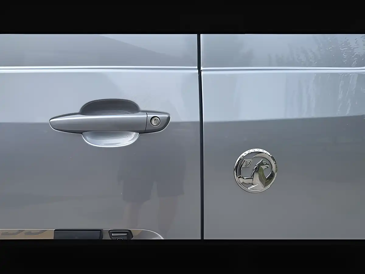 Used 2023 Vauxhall Combo Professional Grey Artense - Interior and Exterior details 19