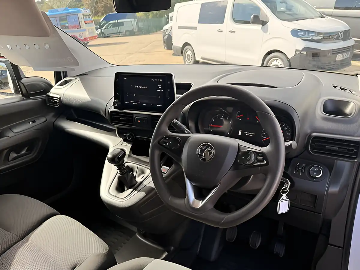 Used 2023 Vauxhall Combo Sportive L1 Swb White - Interior and Exterior details 15
