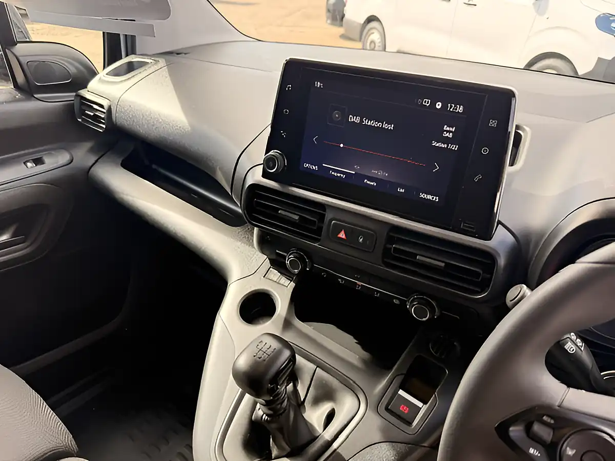 Used 2023 Vauxhall Combo Sportive L1 Swb White - Interior and Exterior details 17