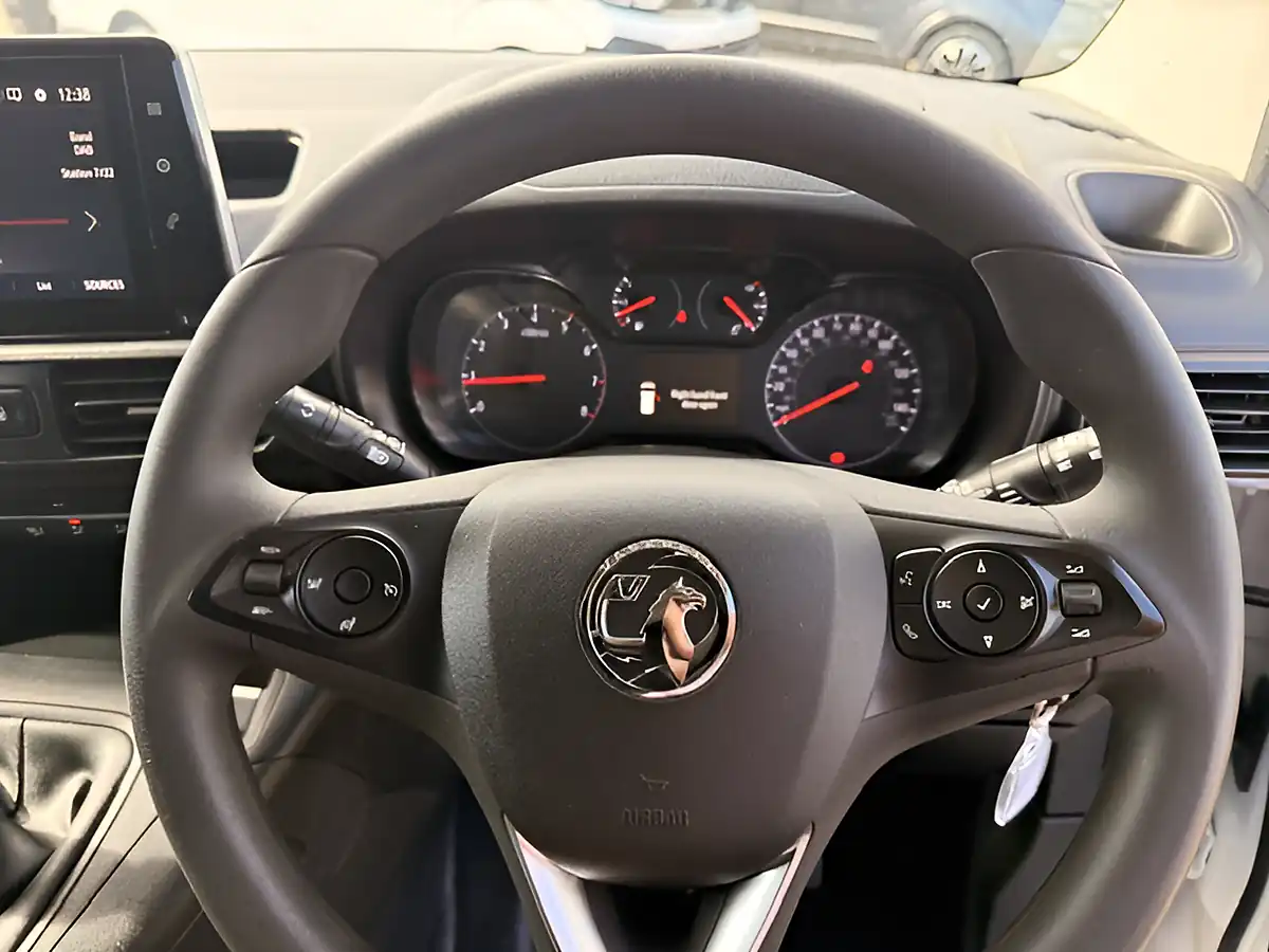 Used 2023 Vauxhall Combo Sportive L1 Swb White - Interior and Exterior details 19