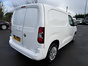 Used 2023 Vauxhall Combo Sportive White - Interior and Exterior details 2