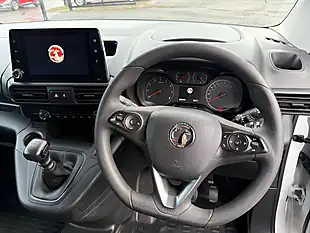 Used 2023 Vauxhall Combo Sportive White - Interior and Exterior details 7