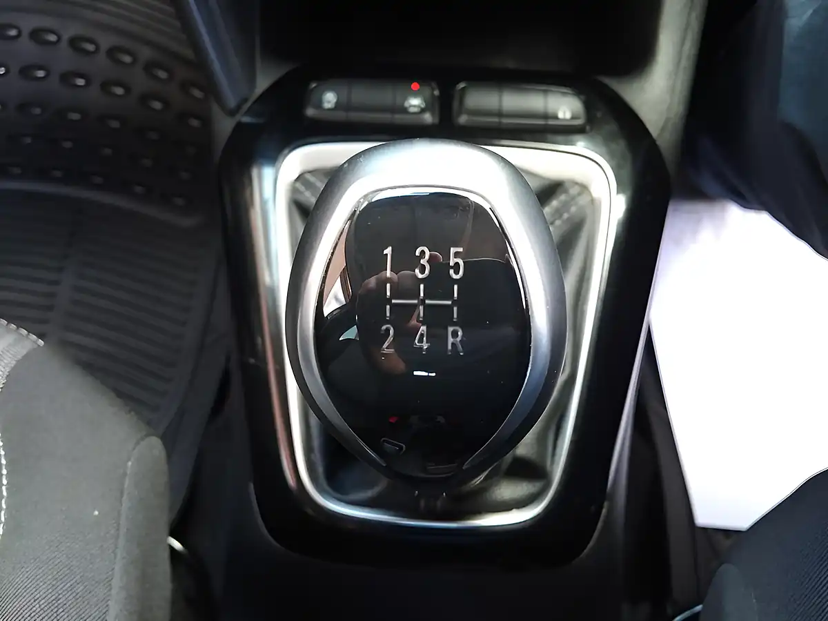 Used 2023 Vauxhall Corsa Design Black - Interior and Exterior details 18