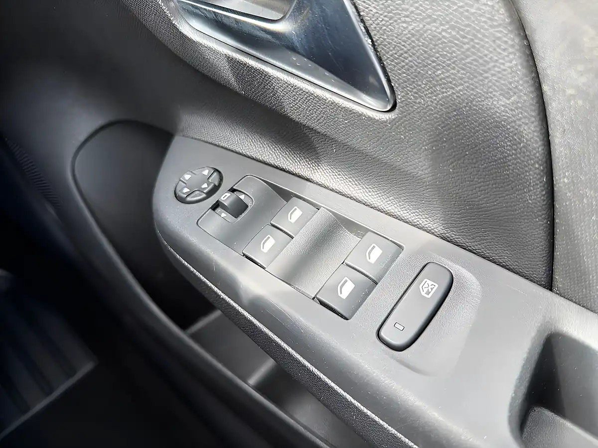 Used 2023 Vauxhall Corsa Design White - Interior and Exterior details 13