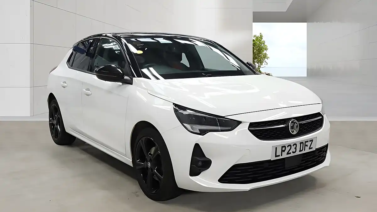 Used 2023 Vauxhall Corsa Gs Line White - Front View