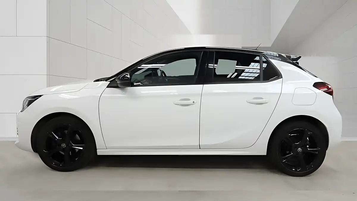 Used 2023 Vauxhall Corsa Gs Line White - Interior and Exterior details 10