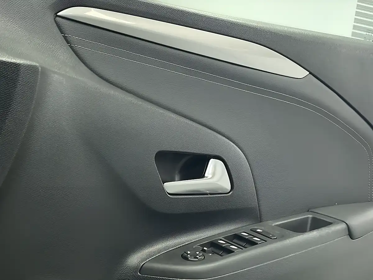 Used 2023 Vauxhall Corsa Gs Line White - Interior and Exterior details 16