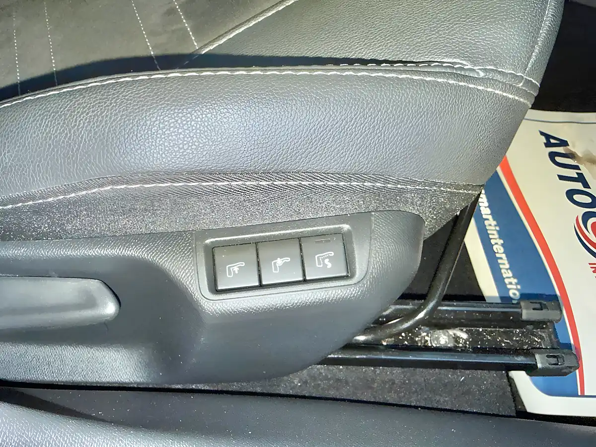 Used 2023 Vauxhall Corsa Ultimate Crimson Red - Interior and Exterior details 18