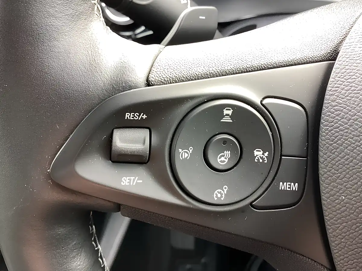 Used 2023 Vauxhall Corsa Ultimate Crimson Red (metallic Paint) - Interior and Exterior details 16