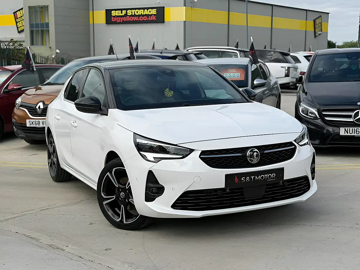 Used 2023 Vauxhall Corsa Ultimate White - Front View