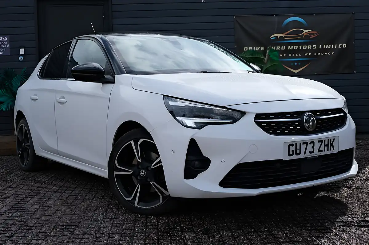 Used 2023 Vauxhall Corsa Ultimate White - Front View