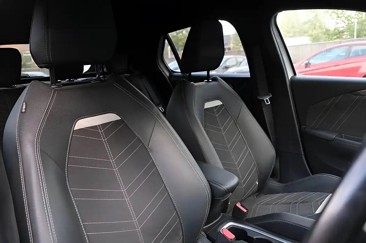 Used 2023 Vauxhall Corsa Ultimate White - Interior and Exterior details 13